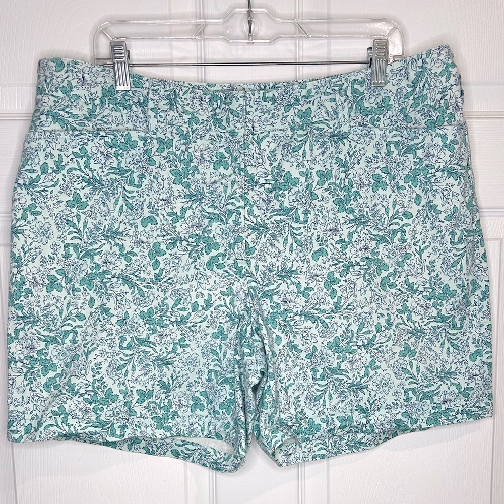 Lands End Women's Mid Rise Flat Front Floral Print Chino Shorts - Size 16w